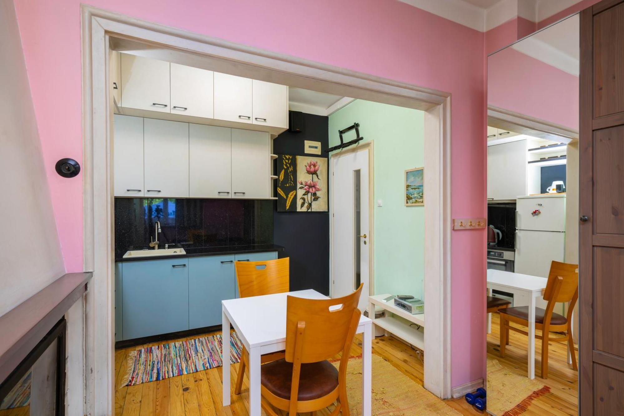 Apartament Sofia'S 1Bd Colourful Getaway Near Ndk Zewnętrze zdjęcie